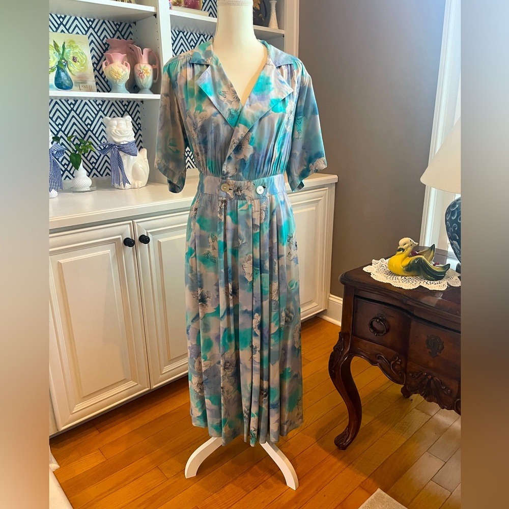 Vintage 1980’s Corporate Women dress size 12